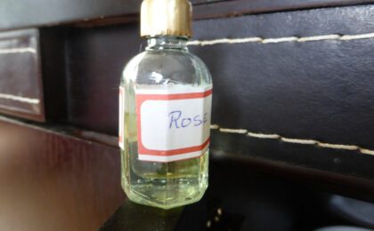 rose-huile-essentielle