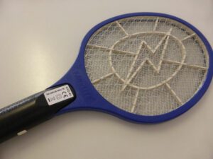 raquette-moustique